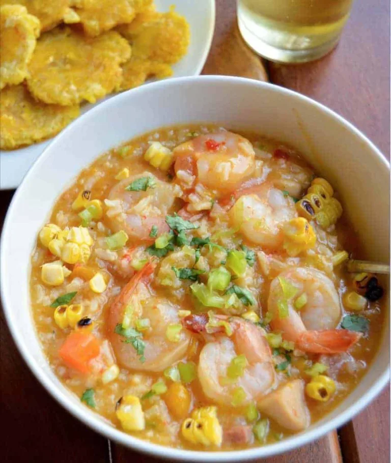How to Make Shrimp and Rice Soup with Tostones (Recipe Dominican Style) Receta de Asopao de Camarones