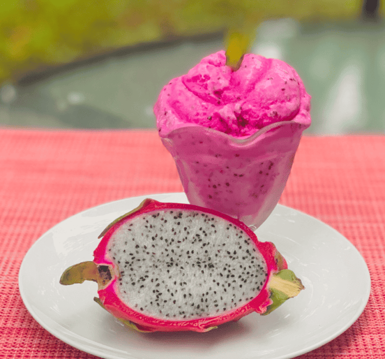 Helado de Pitahaya con Leche de Coco Helado-de-Pitahaya