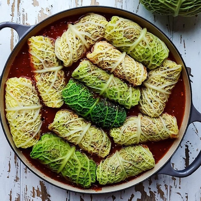 Braised stuffed cabbage