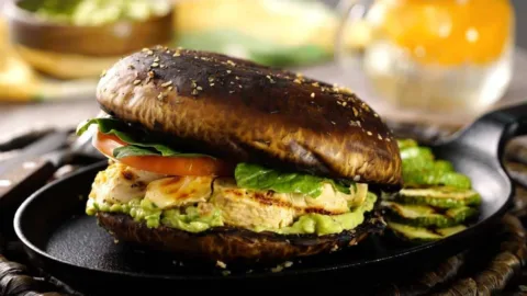 Sandwich de Portobello y pollo