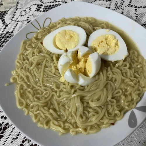 Sopa de Ramen Pollo Picante 5