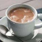 chocolate con leche cremoso caliente dominicano